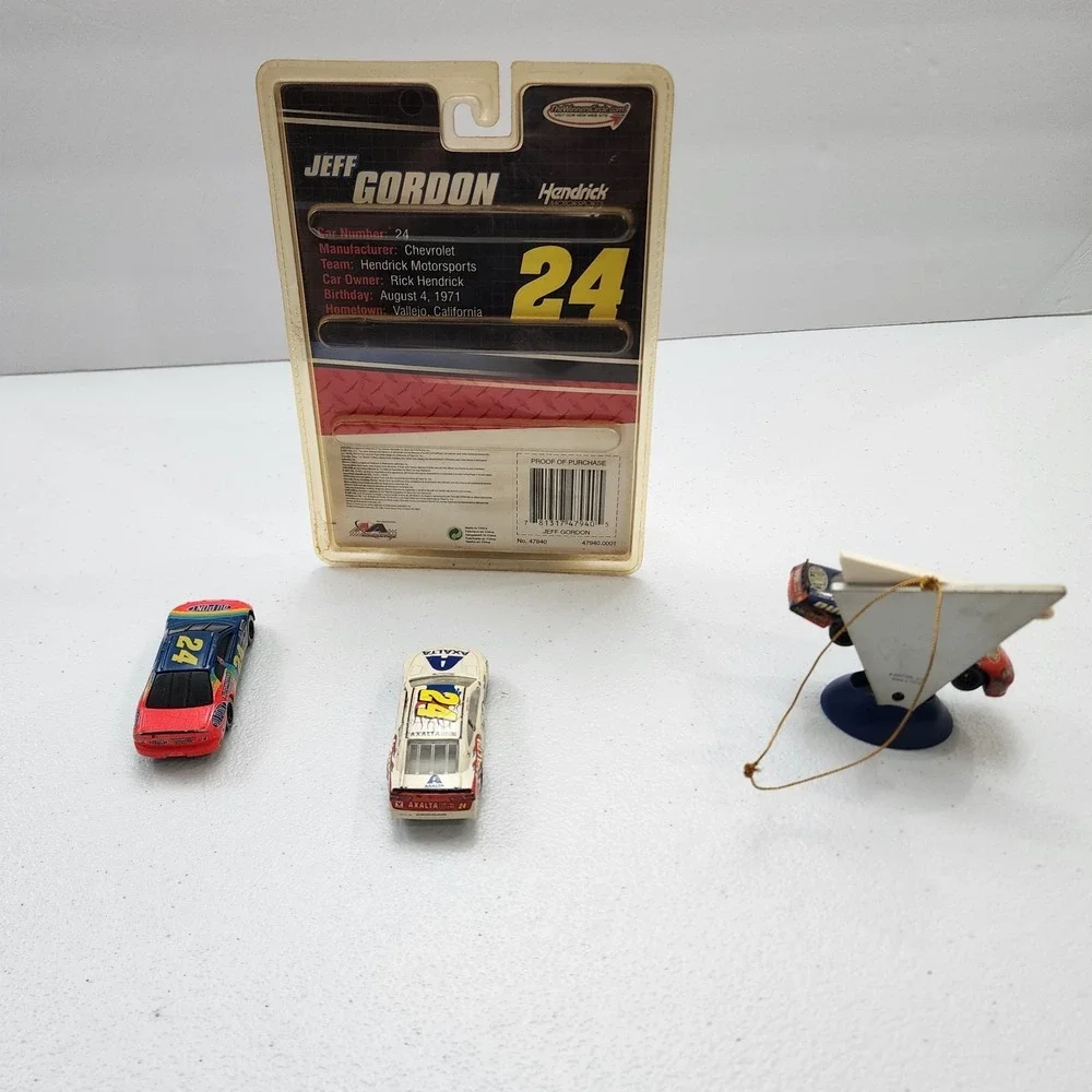 Jeff Gordon Car Lot/ With Ornament